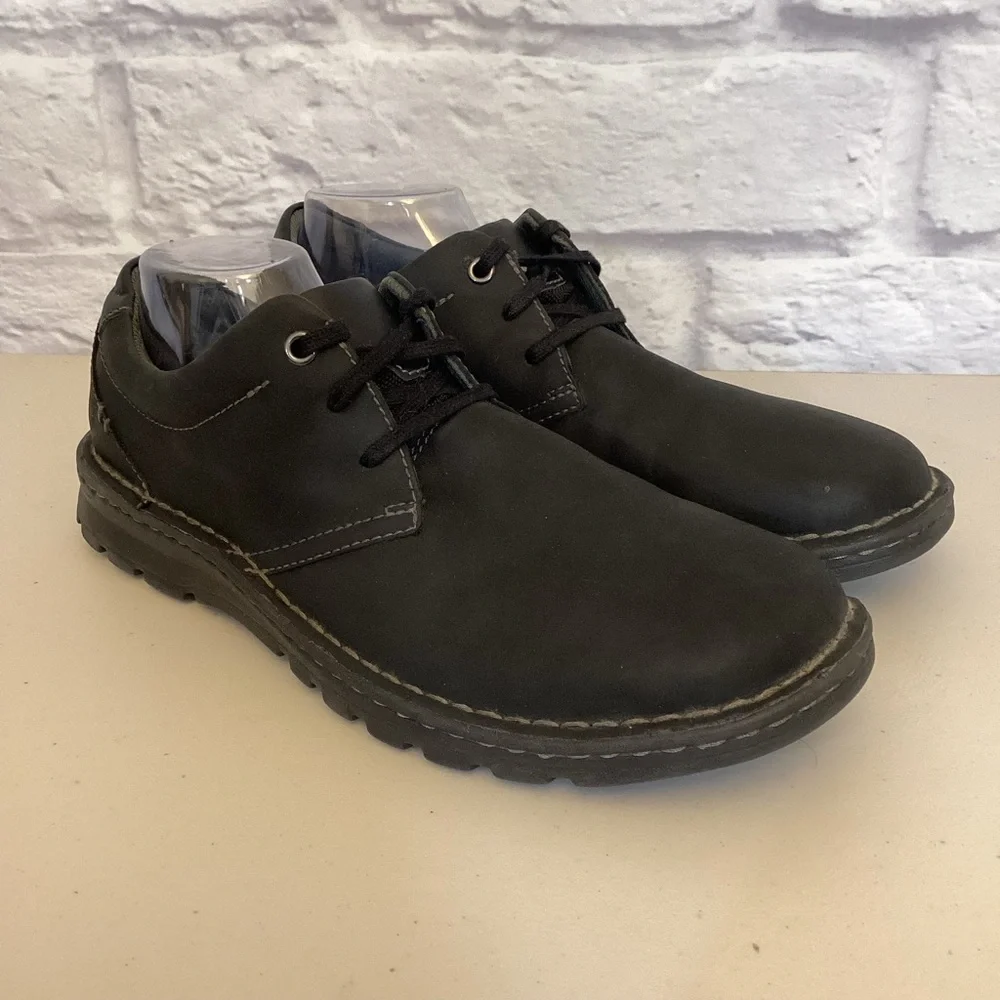 Clarks 11W Men’s Oxfords Lace Up Classic Black Comfort Shoes Wide Casual Work